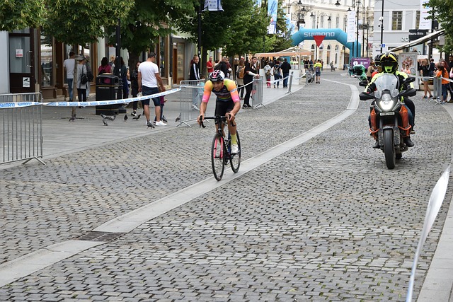 示C羅回歸 示C羅回歸